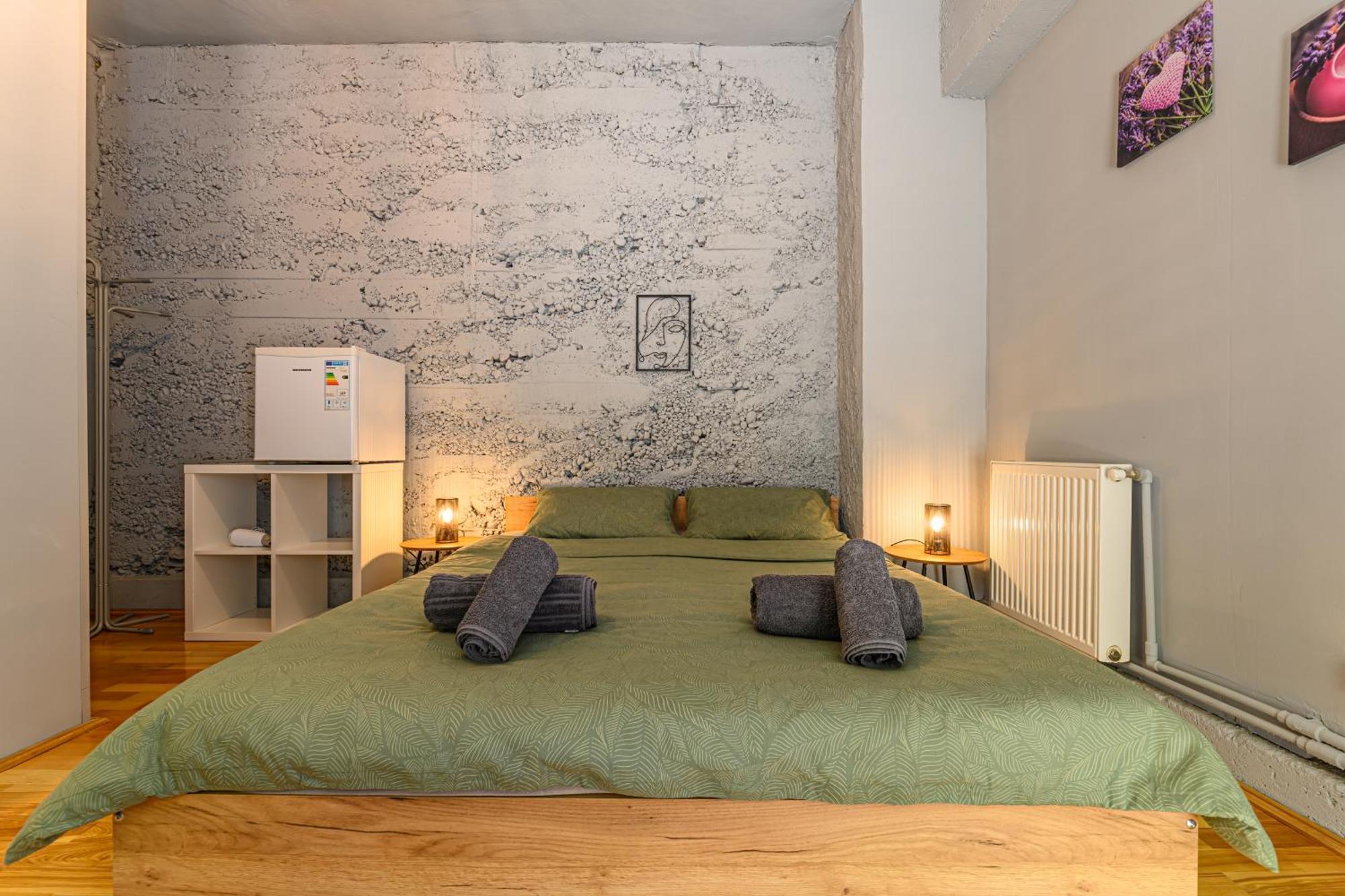 C Alex Apartamento Braşov Exterior foto